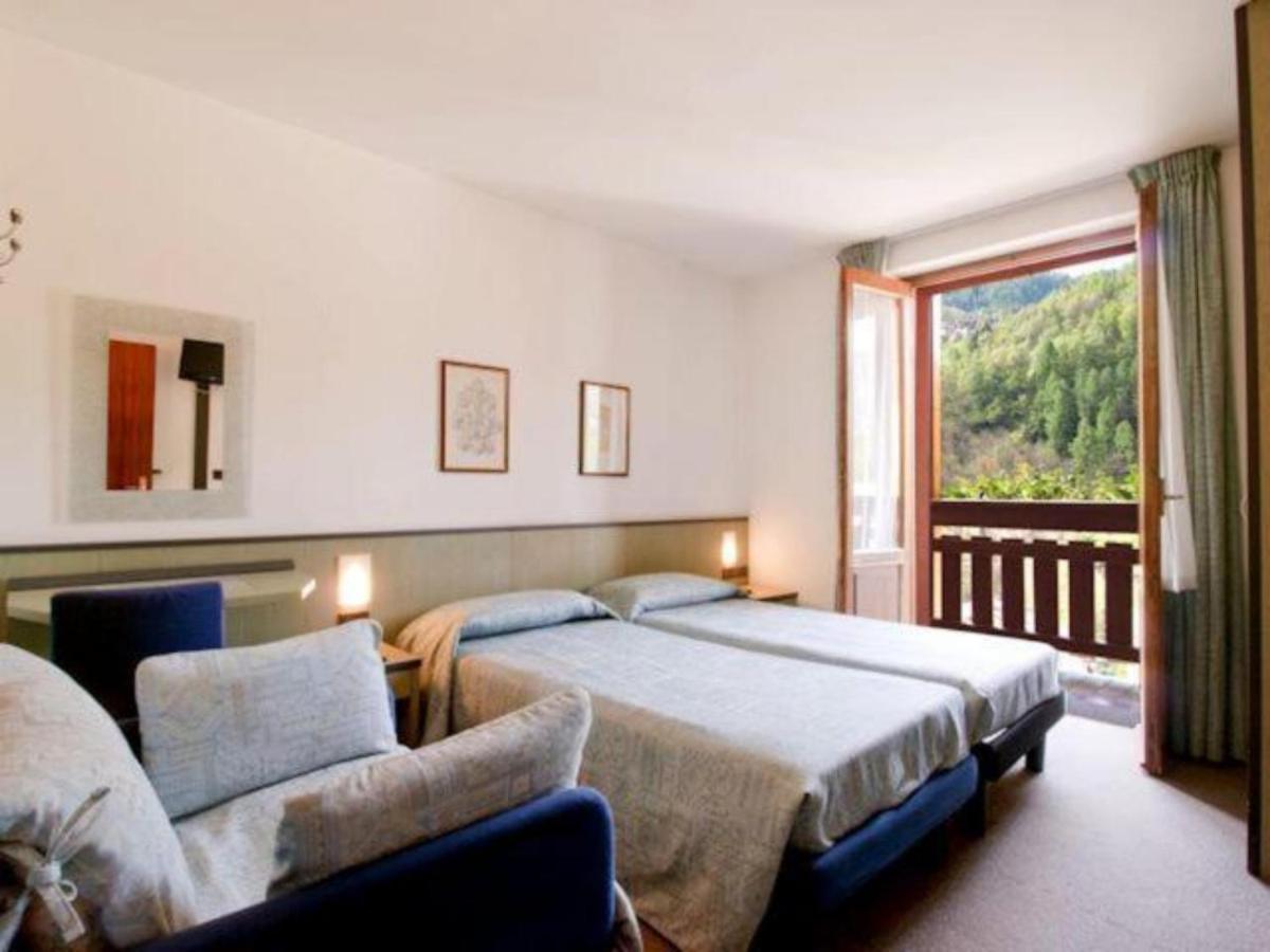 Hotel Moizi Chiesa in Valmalenco Luaran gambar